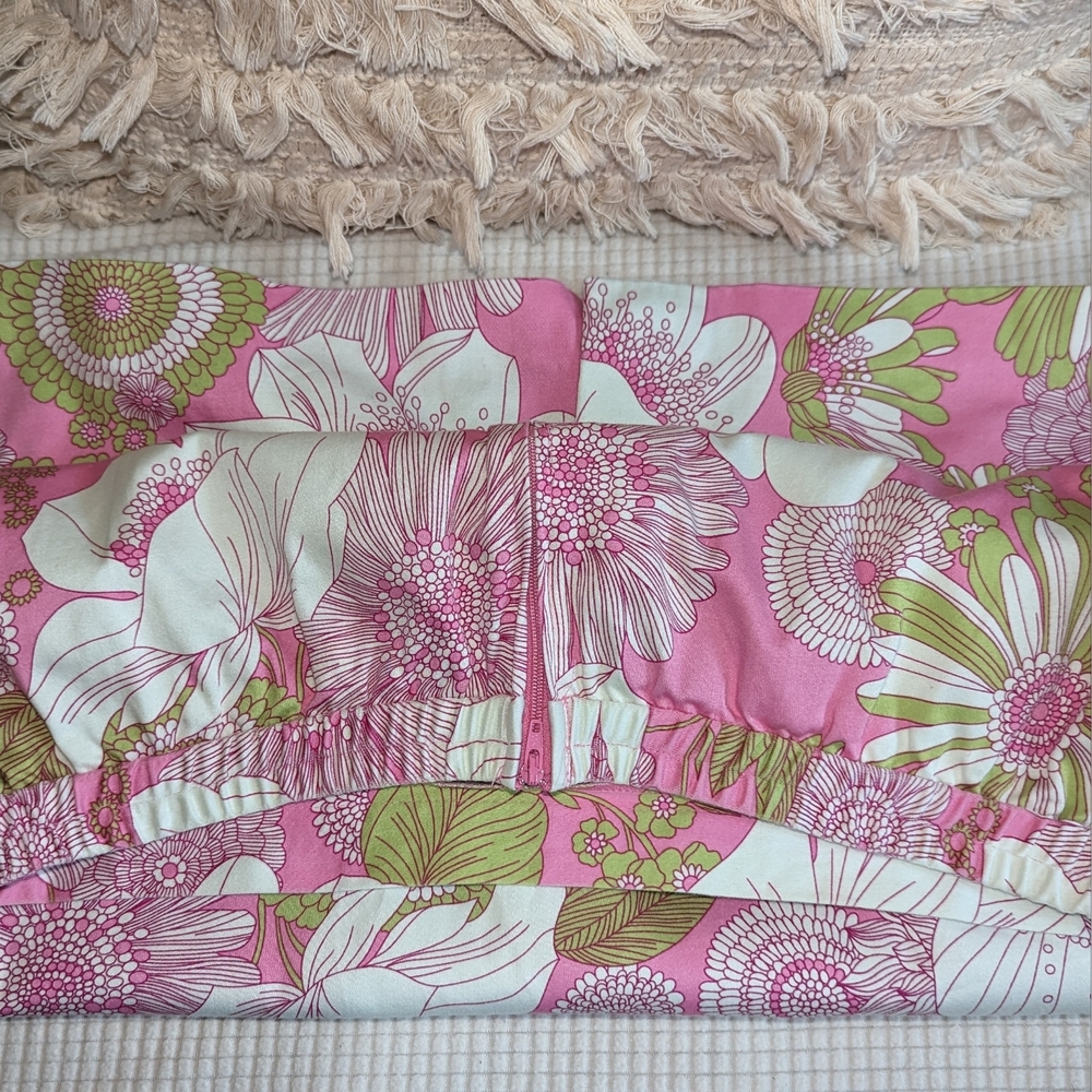 Sag Harbor Floral Pattern Skirt - Picture 5 of 9